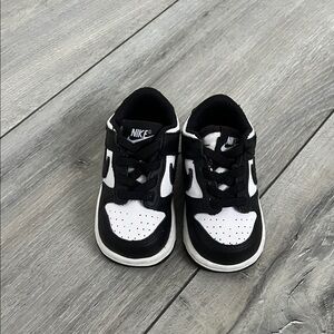 Nike Kids Black and White Low-Top Sneakers